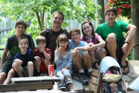 2008 - Kids at Zoo