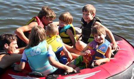 2010 - Kids at Lake